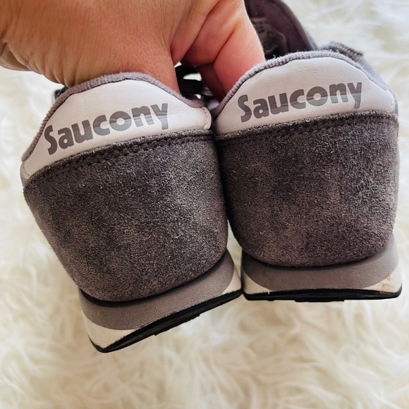 Saucony sneakers 4 size (fit 5) like new - Picture 3 of 5